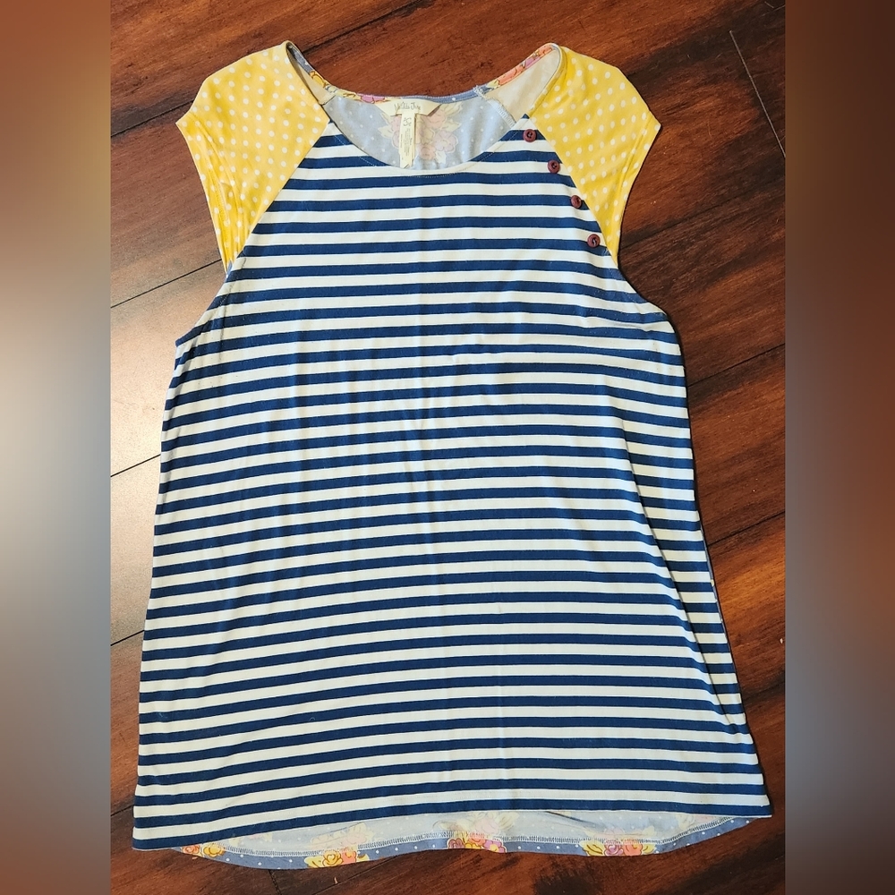 Matilda Jane Women's top size Large